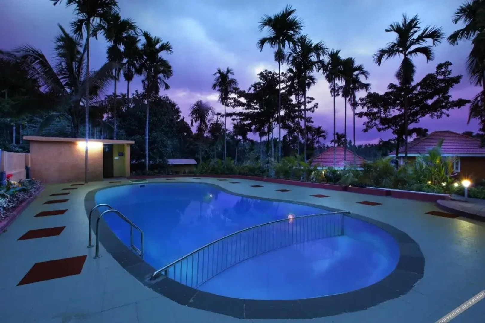 Karapuzha Village Resort