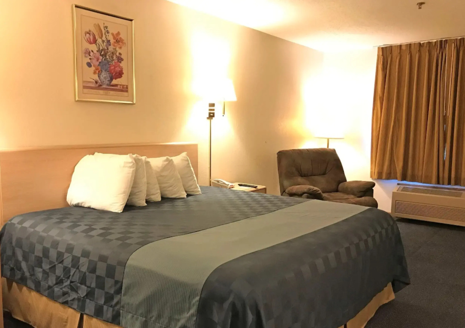 Americas Best Value Inn Champaign