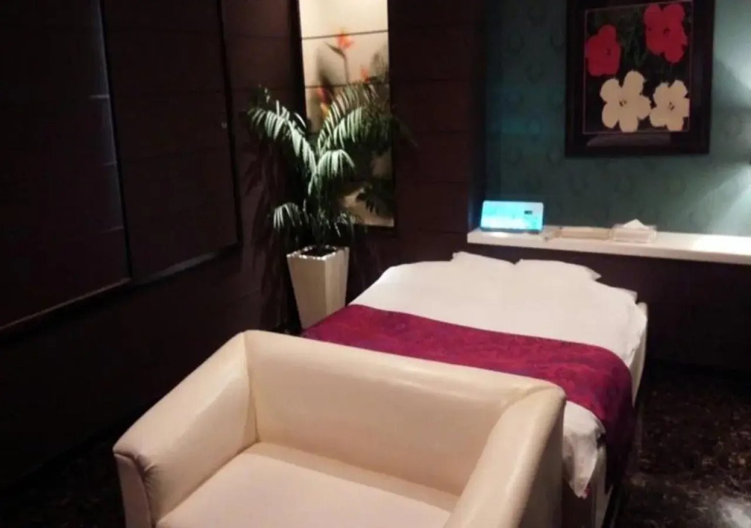 Hotel Carnet – Adults Only