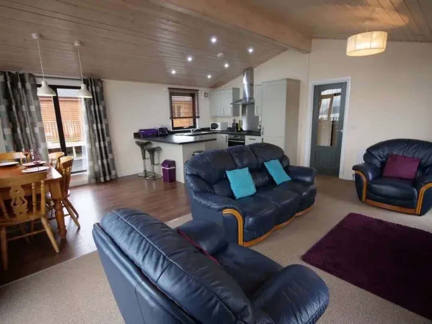 Chalet Loch Leven Lodge
