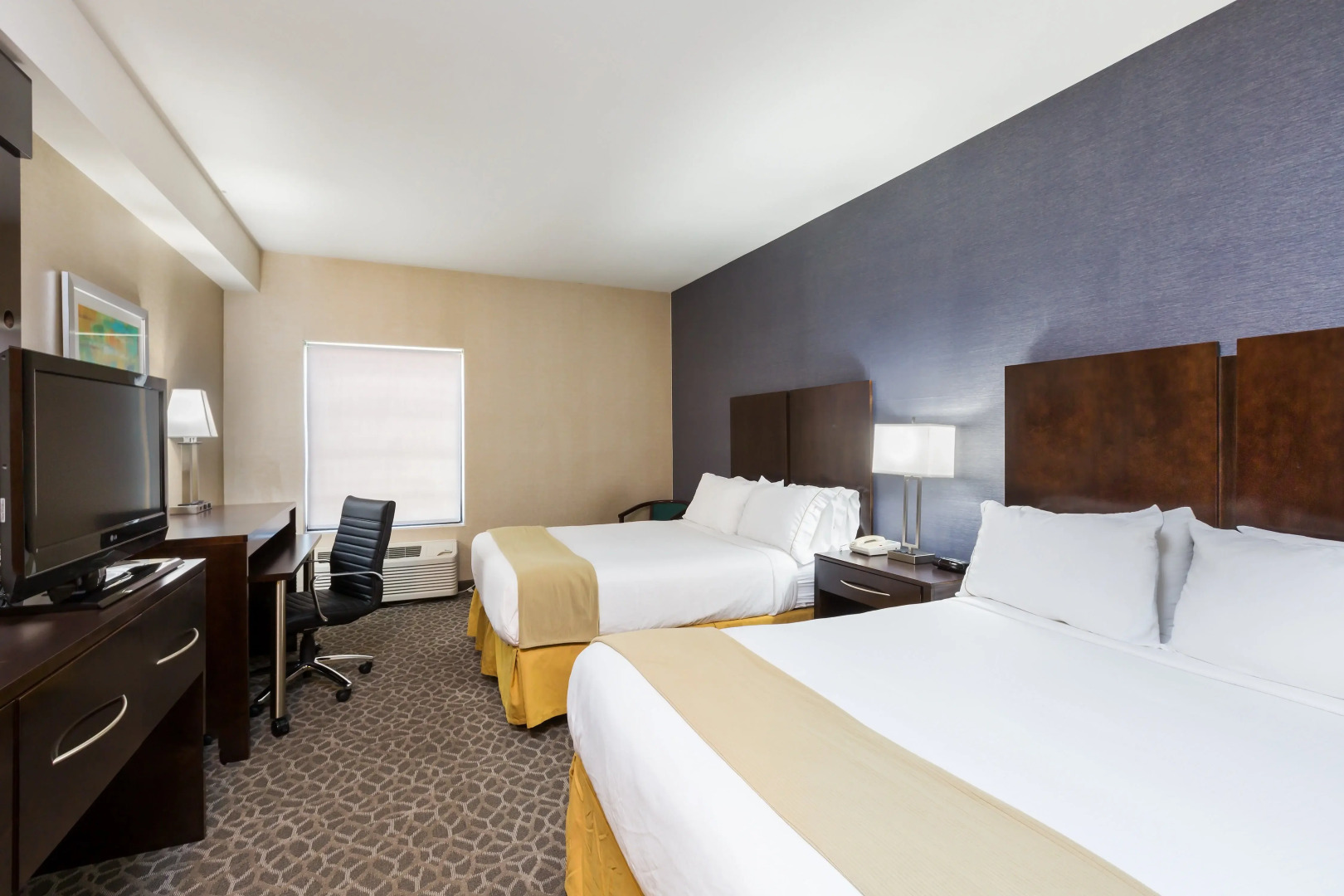 Holiday Inn Express Hotel & Suites Mt. Holly by IHG