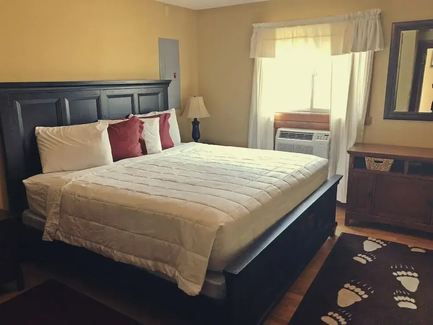 Yellowstone Condo Suites