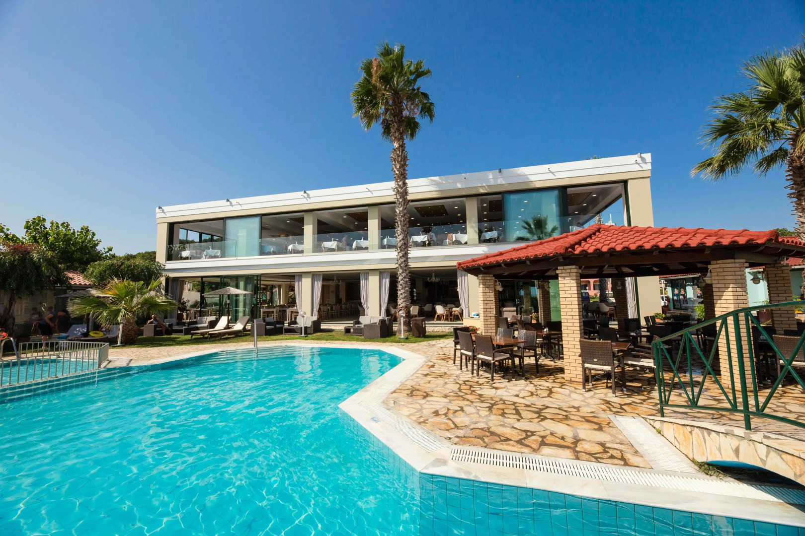 Апарт-отель Robolla Beach