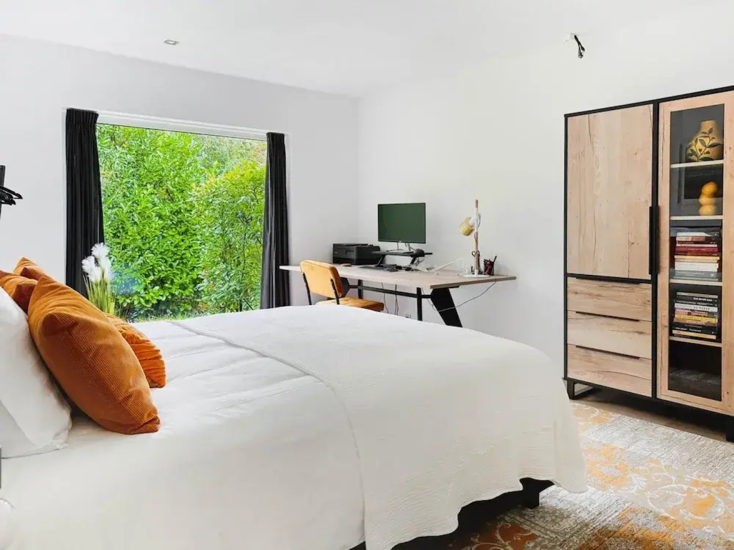 Lanaken Retreat Pool Jacuzzi and Sauna