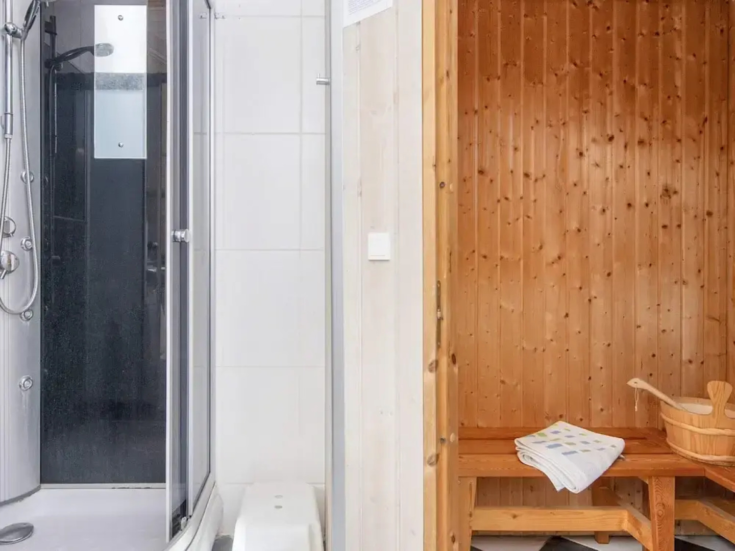 10 Person Holiday Home in Harboore-by Traum