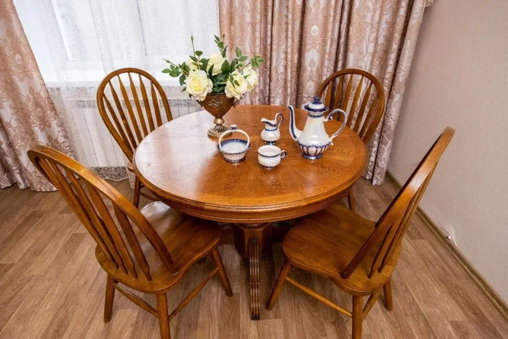 Отель Весна