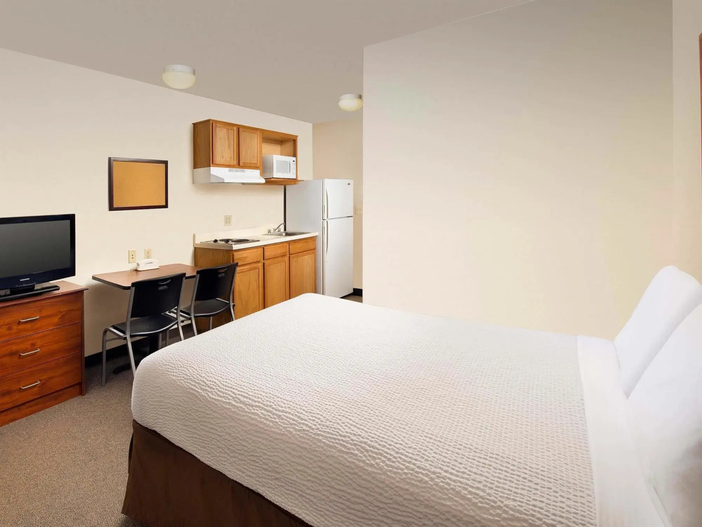 Extended Stay America Select Suites - Orlando - Sanford - Airport