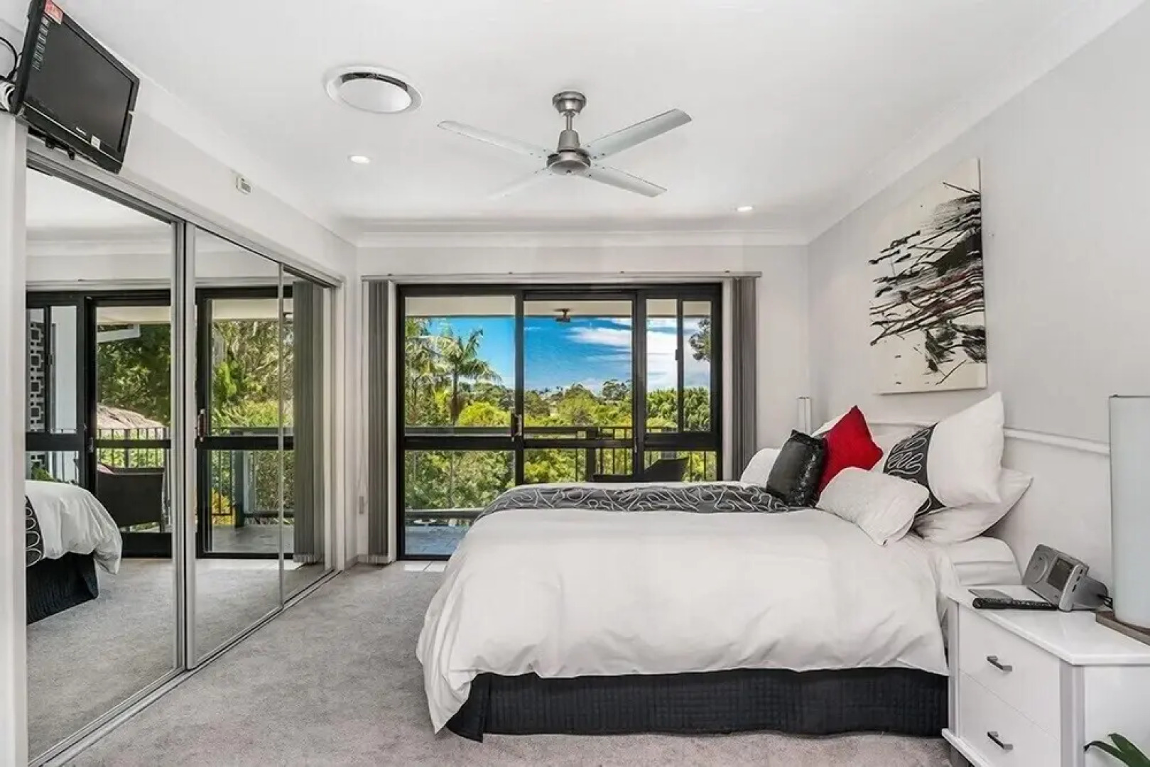 Funky Ocean Shores Getaway