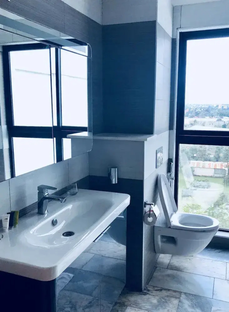 The Streamliner Hotel Apartment