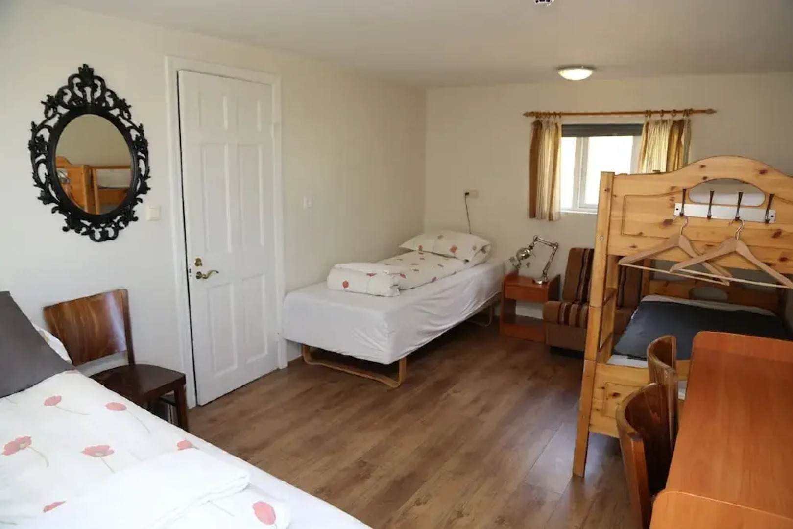 Old Cottage - Reynivellir II