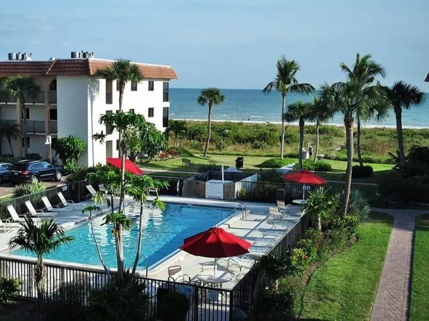 Sandalfoot Beachfront Condominium