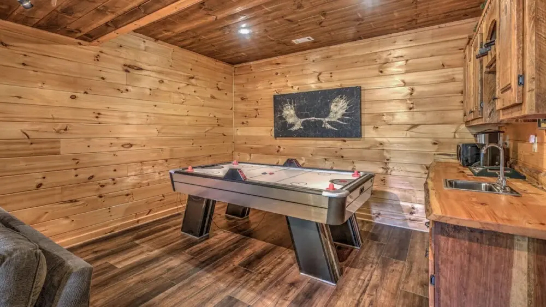 Aska Pines by Escape to Blue Ridge