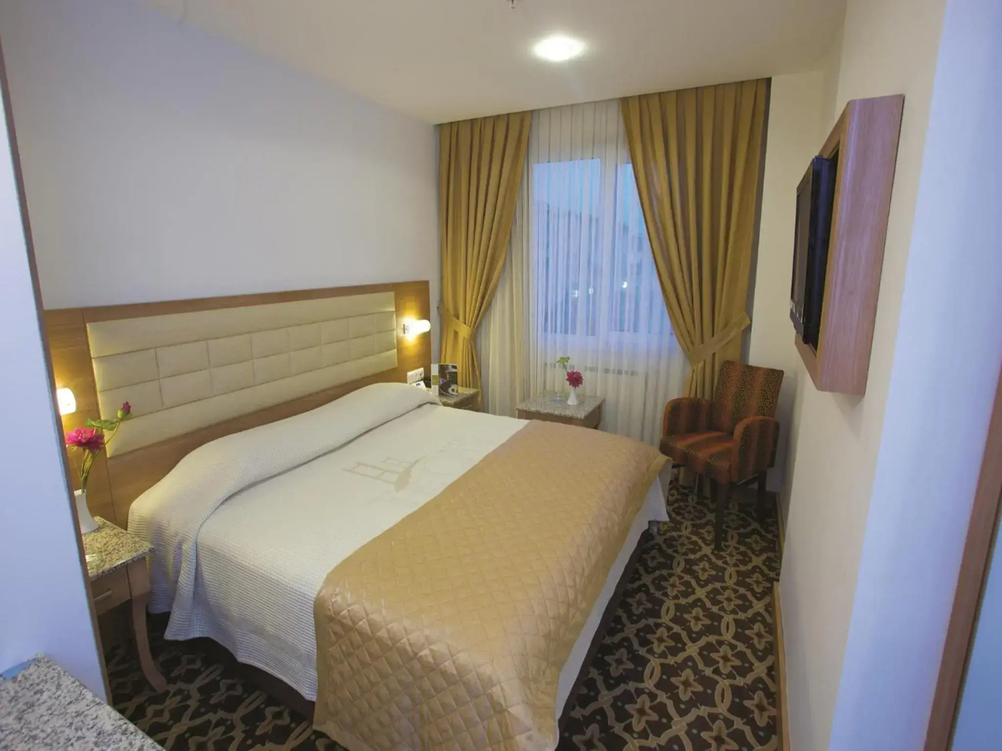 The City Hotel