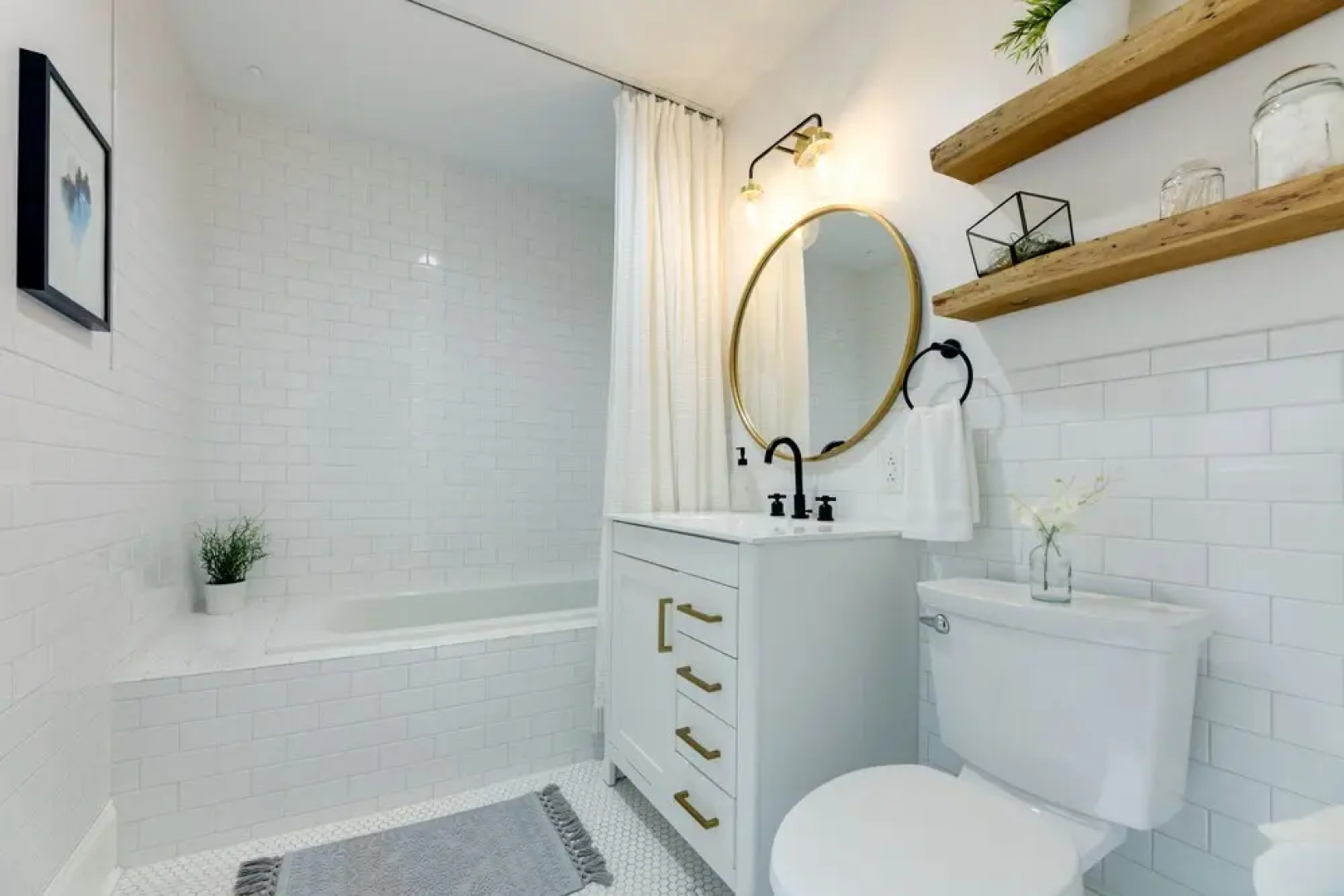 Charming Dayton Home: Walk to River + Downtown!