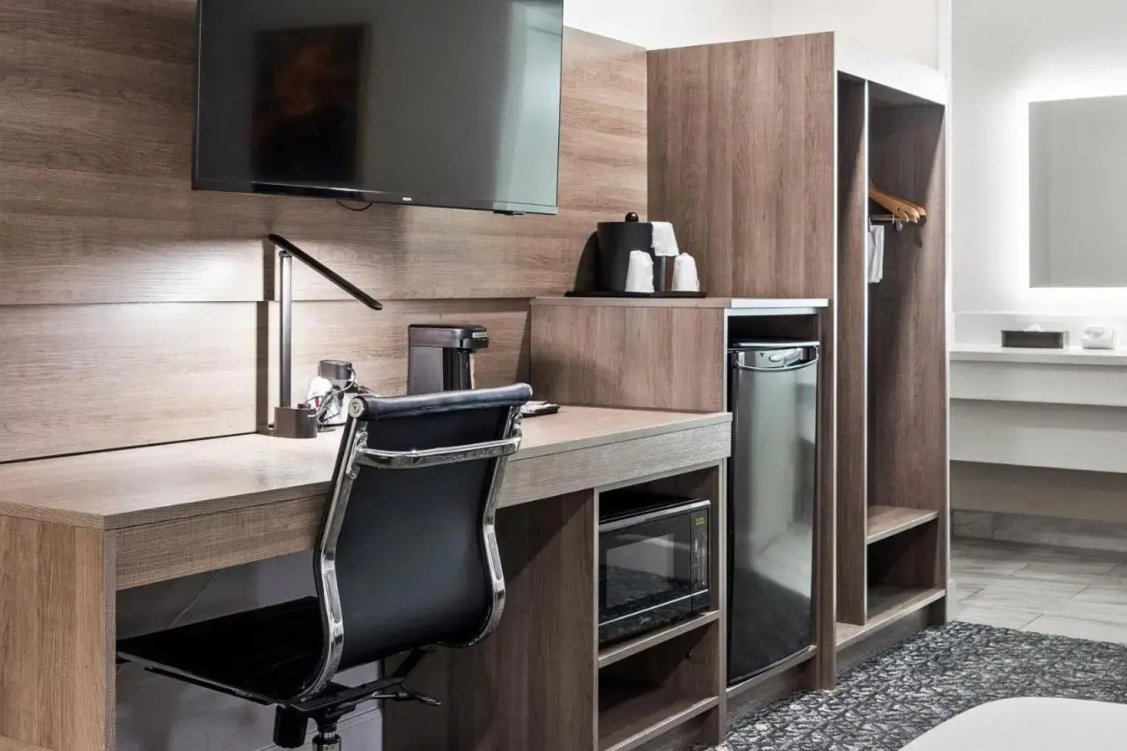 University Park Inn & Suites, an Ascend Collection Hotel