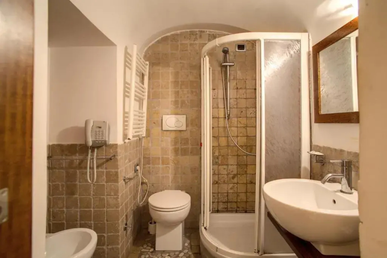 Residenza Domizia- Guest House