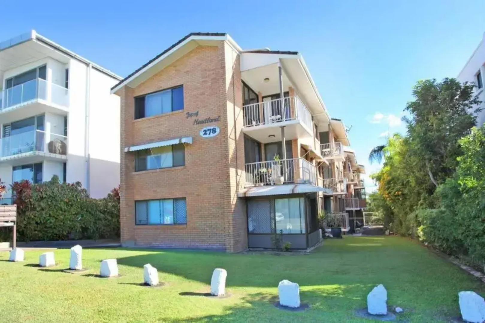 Toh10- Top Of Headlands