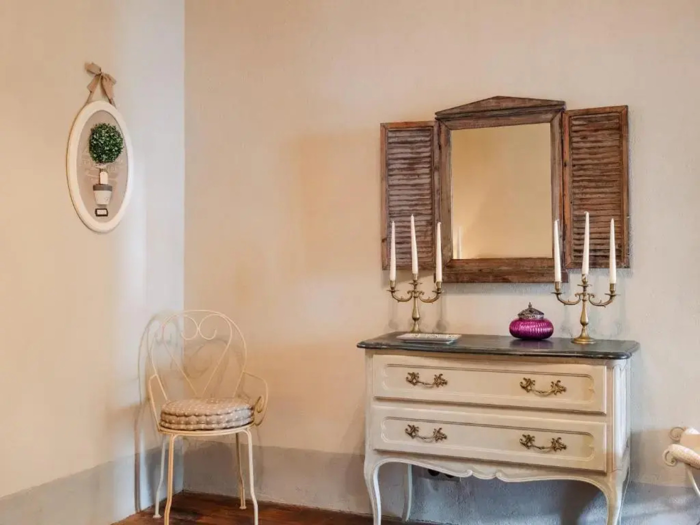 Maison de 4 chambres avec terrasse amenagee et wifi a Levie