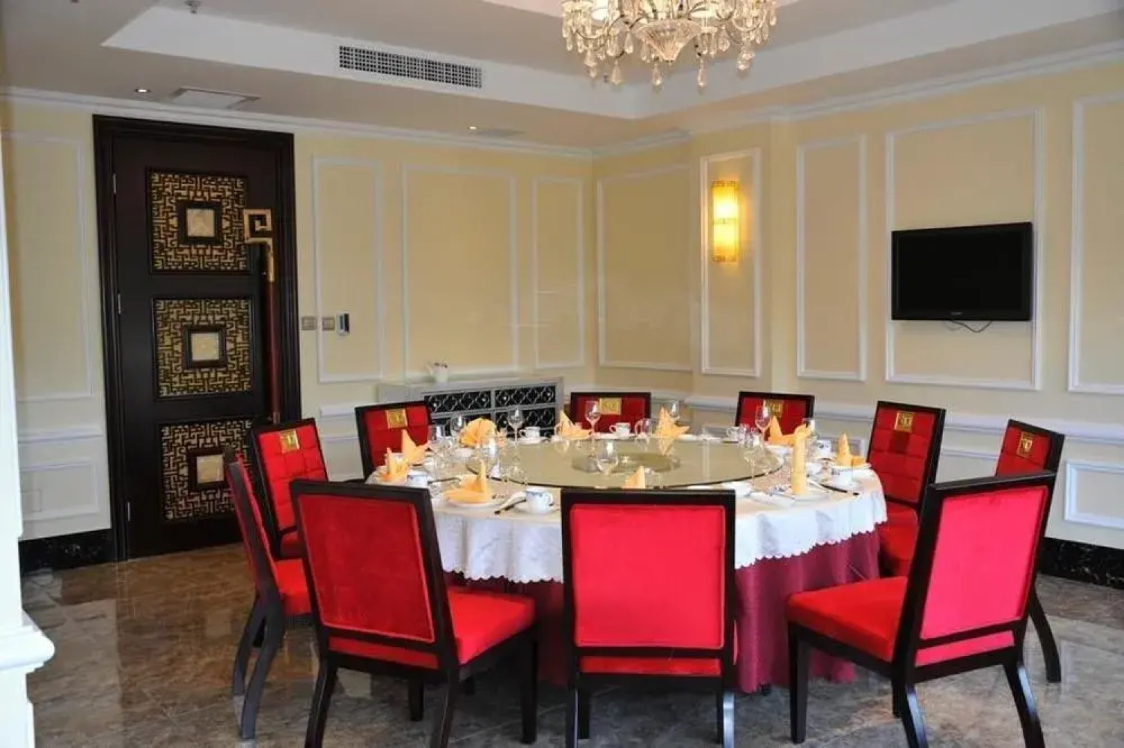 Chengde Yiyuan Hotel