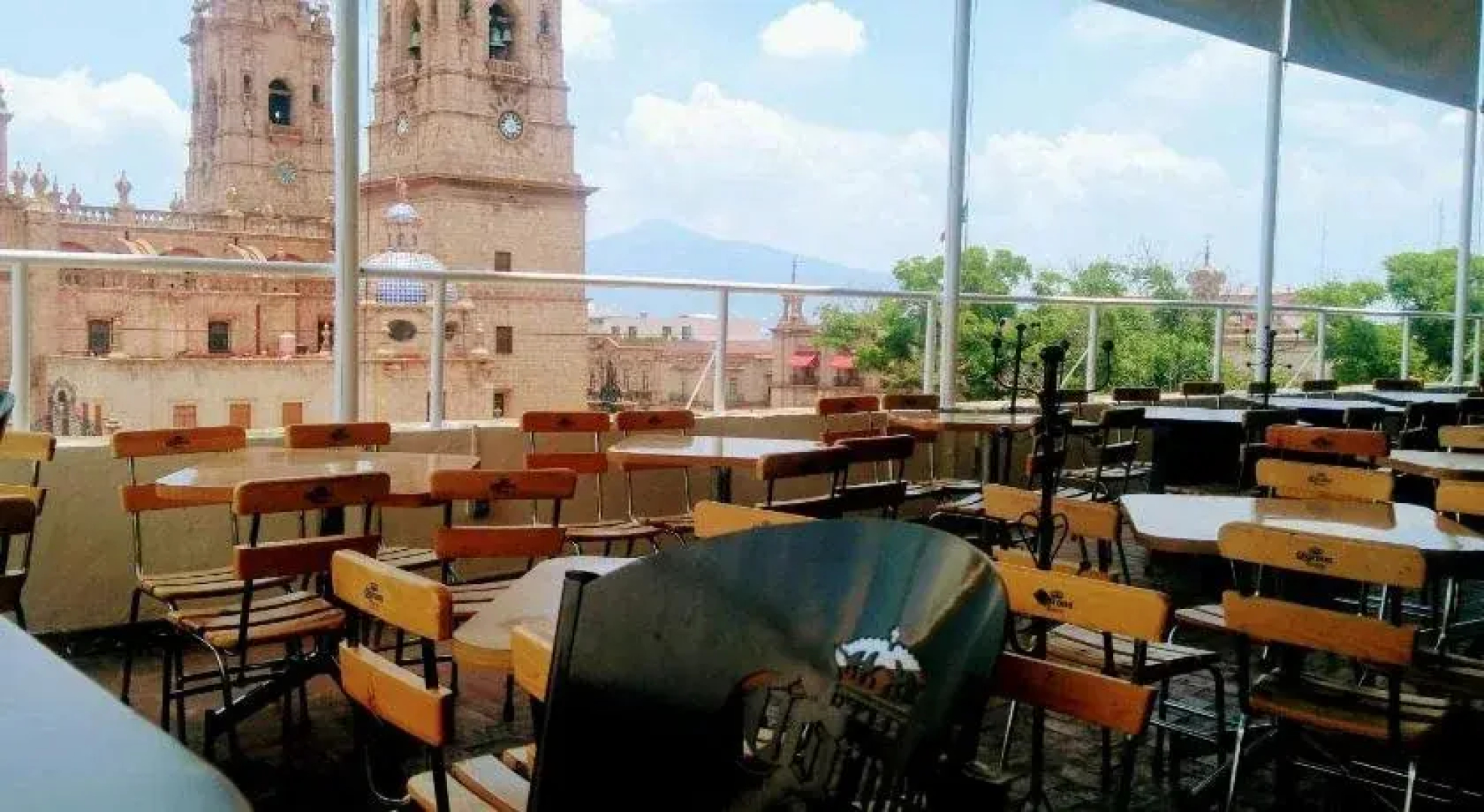 San Miguel & Suites