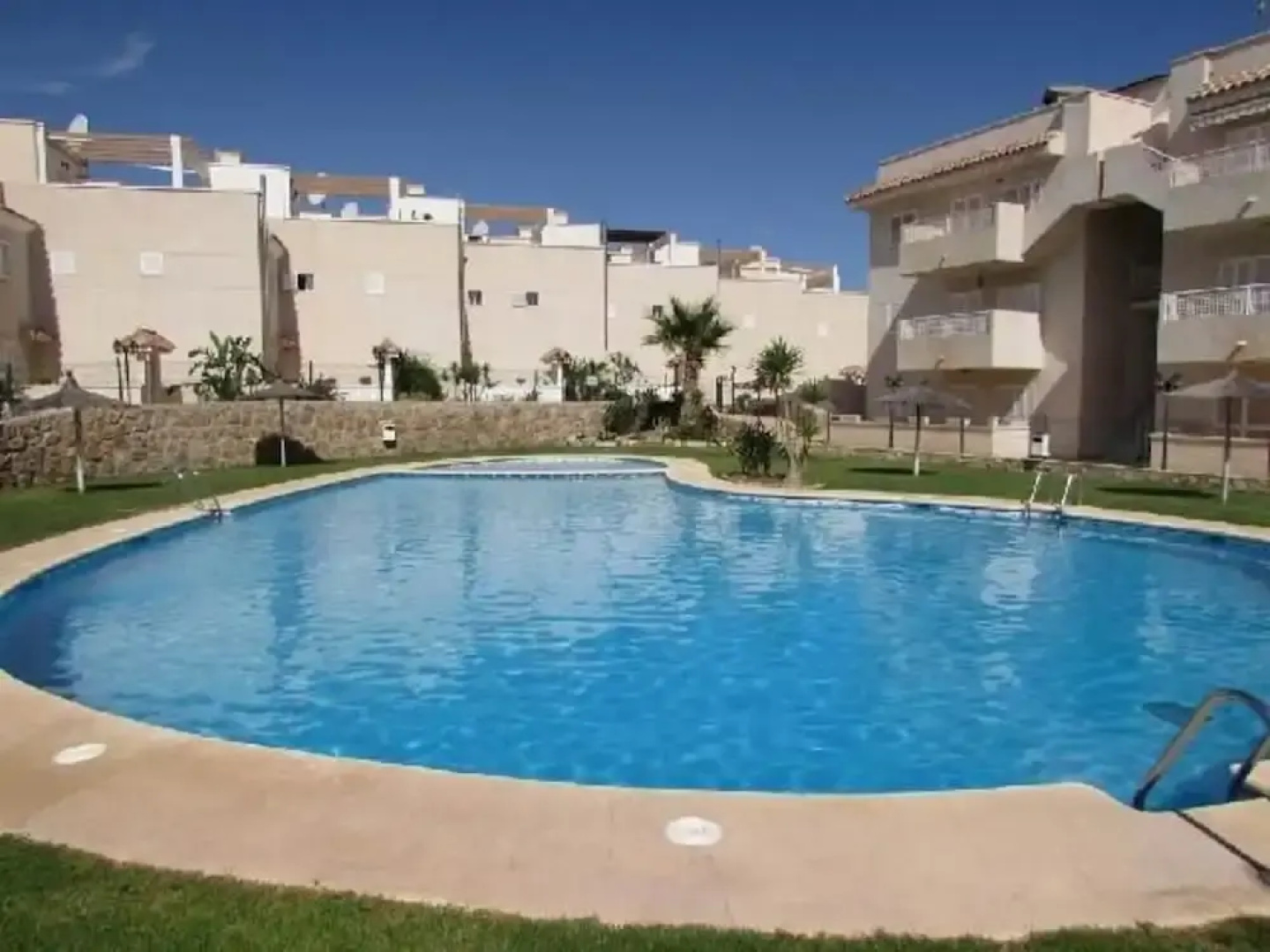 Apartamento en residencial privado