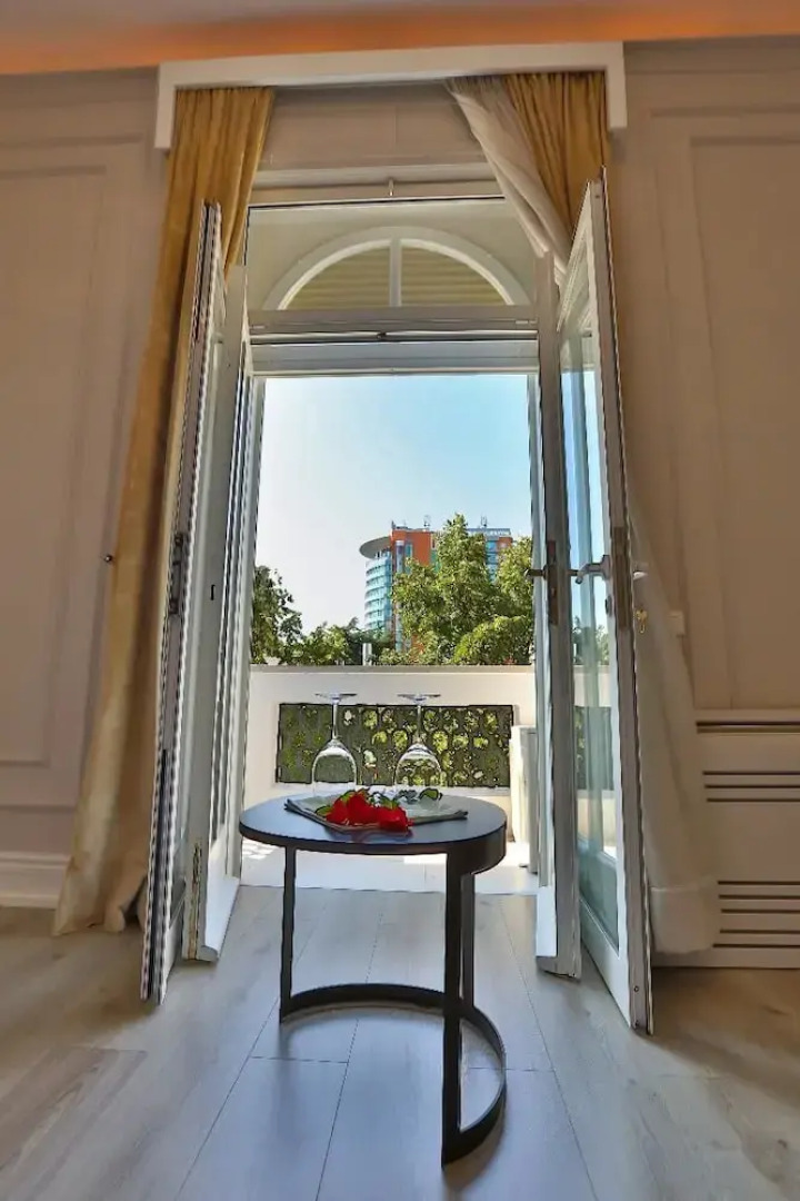 Padam Boutique Hotel