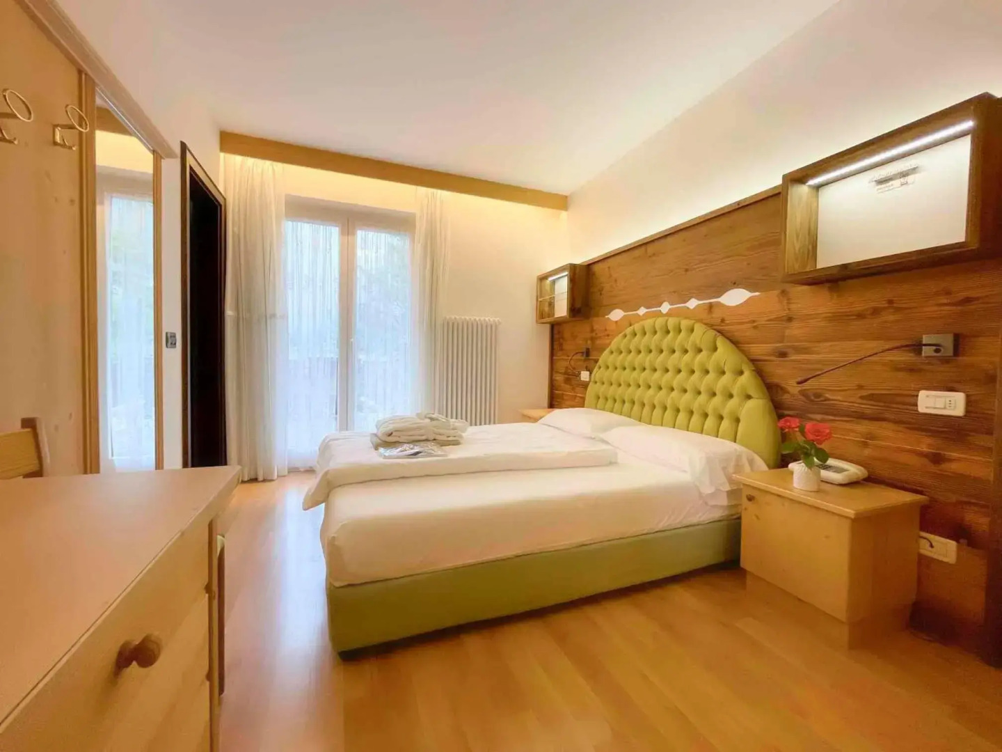 Alle Dolomiti Boutique Lake Hotel