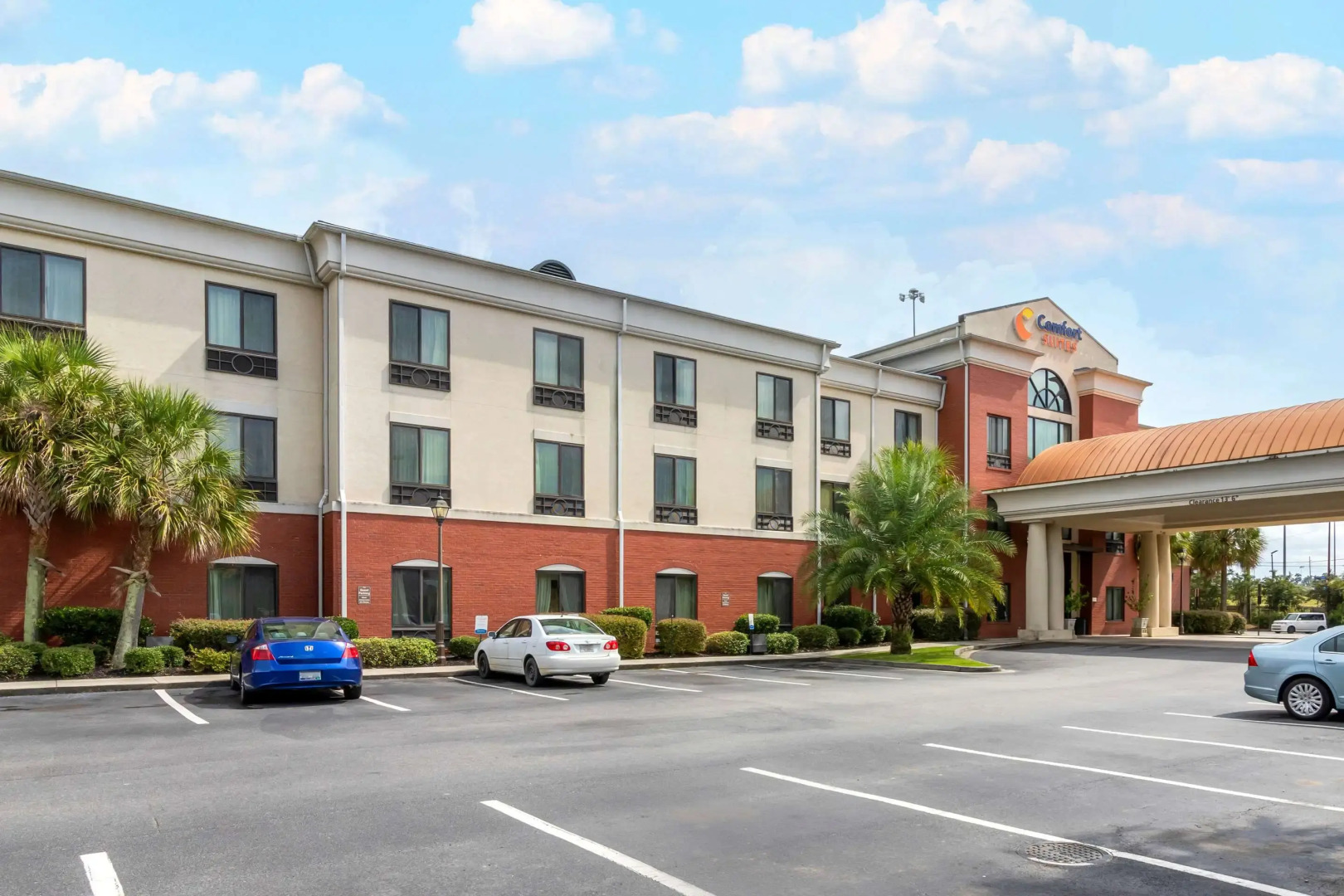 Comfort Suites Savannah North I-95