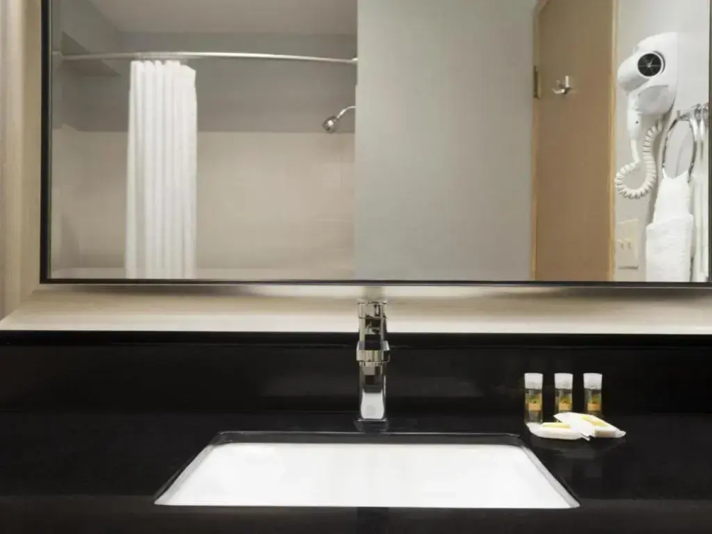 Days Inn Lacey Olympia Area