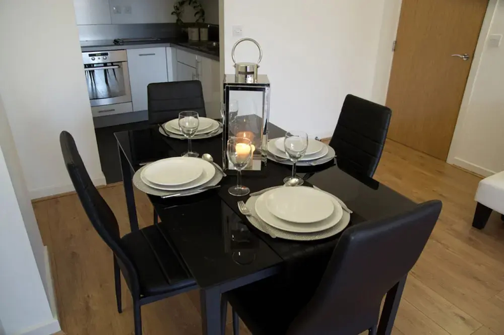 Icon Becket Apartment