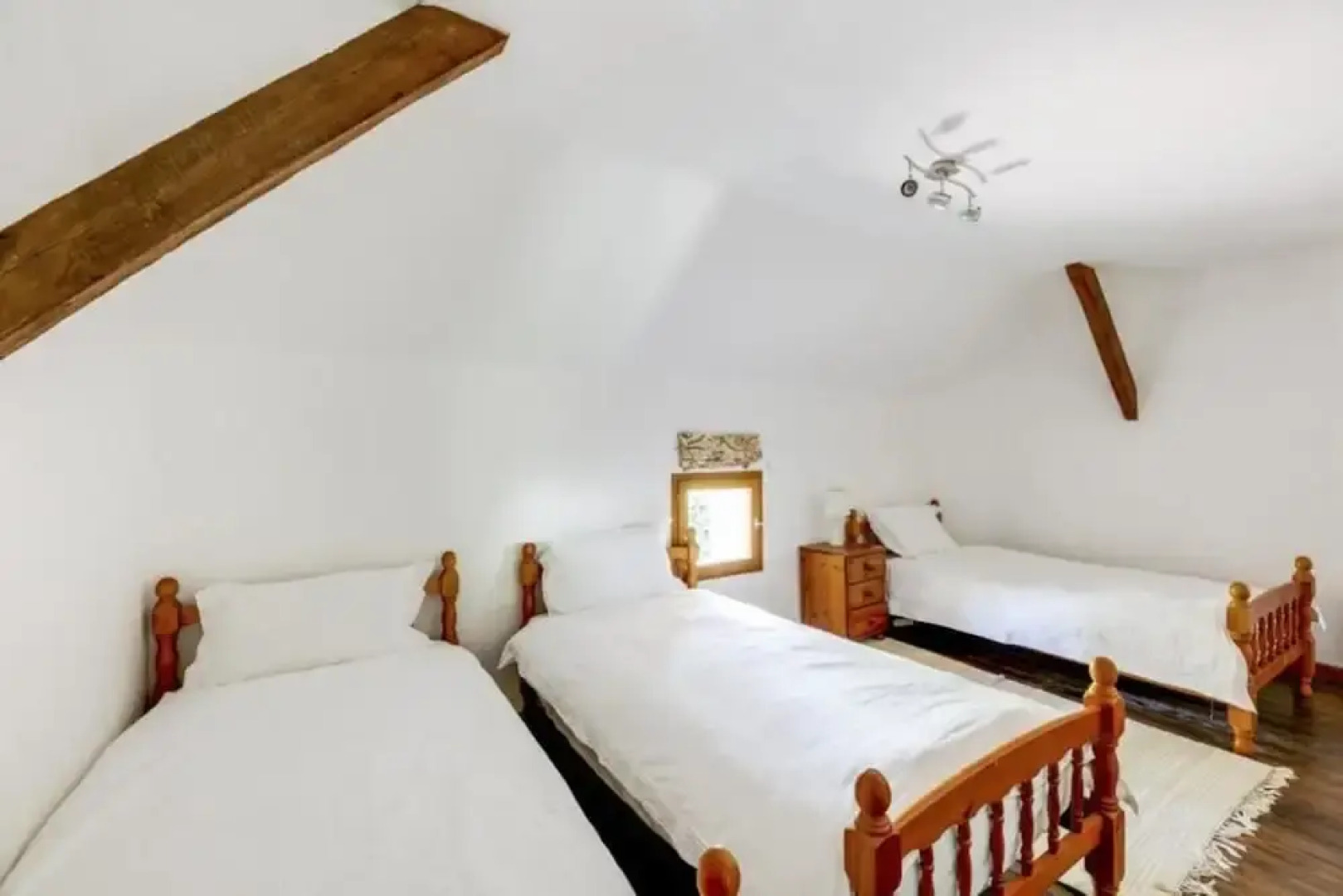 Charming Rustic Coach House