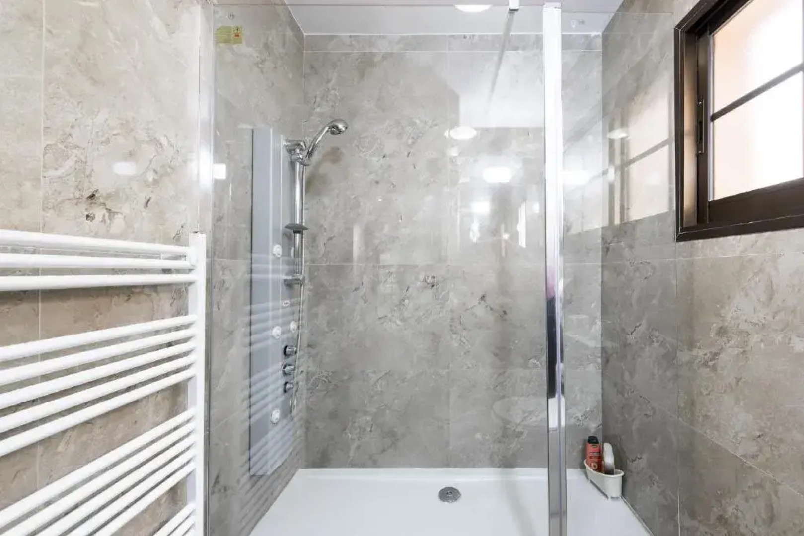 Pinecone Platres - 3 Units