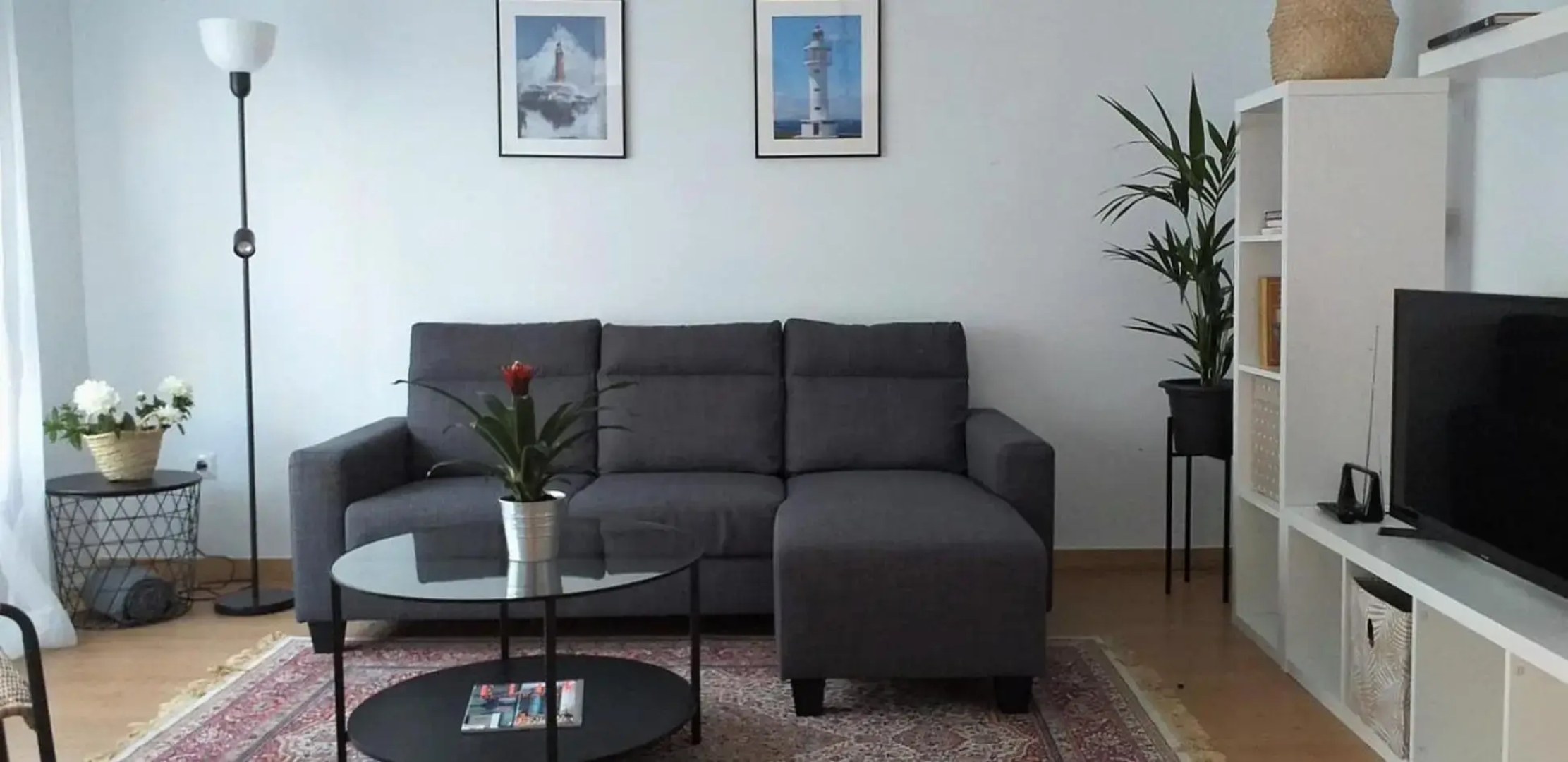 La Casita Blanca