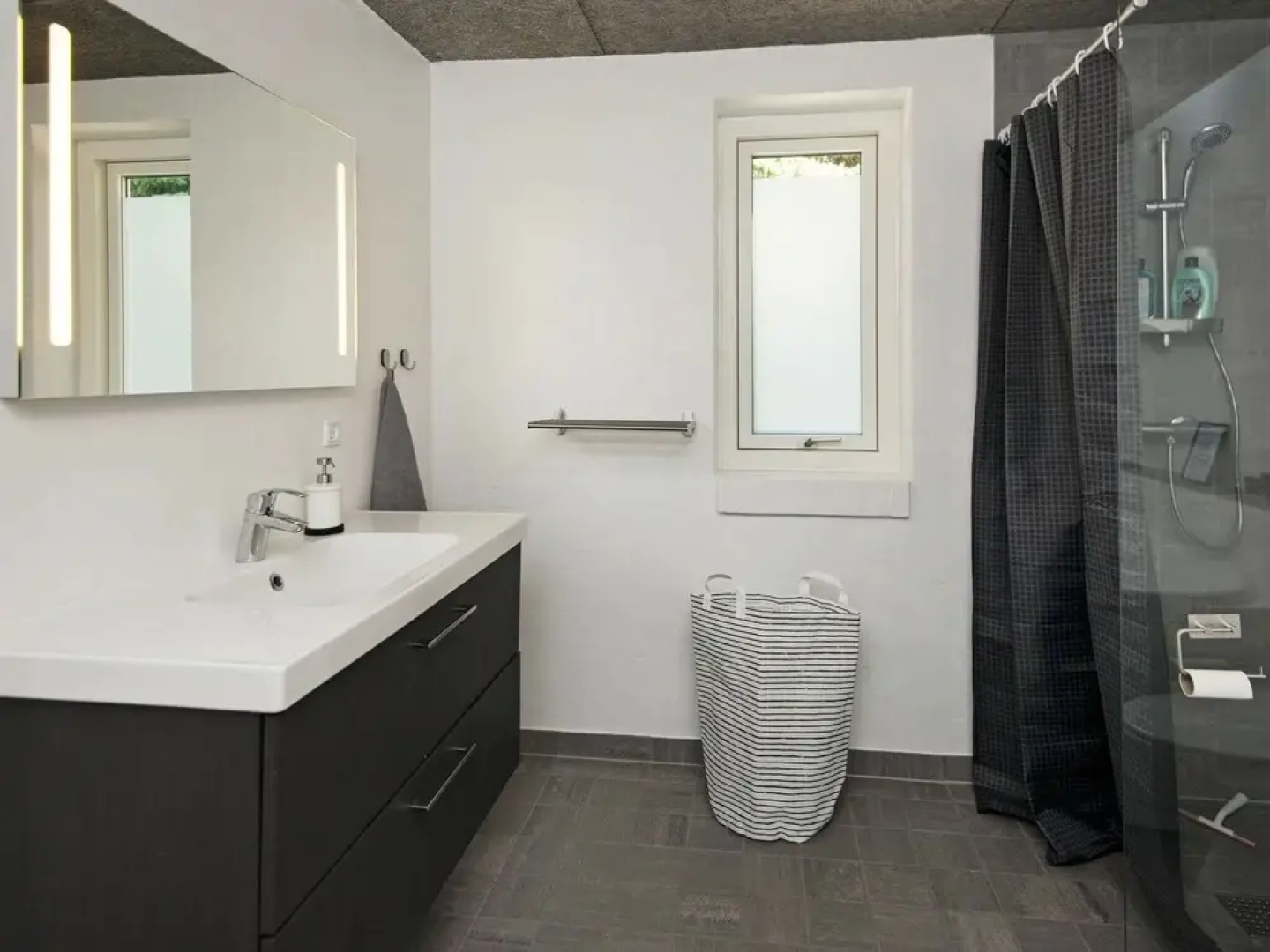 10 Person Holiday Home in Glesborg
