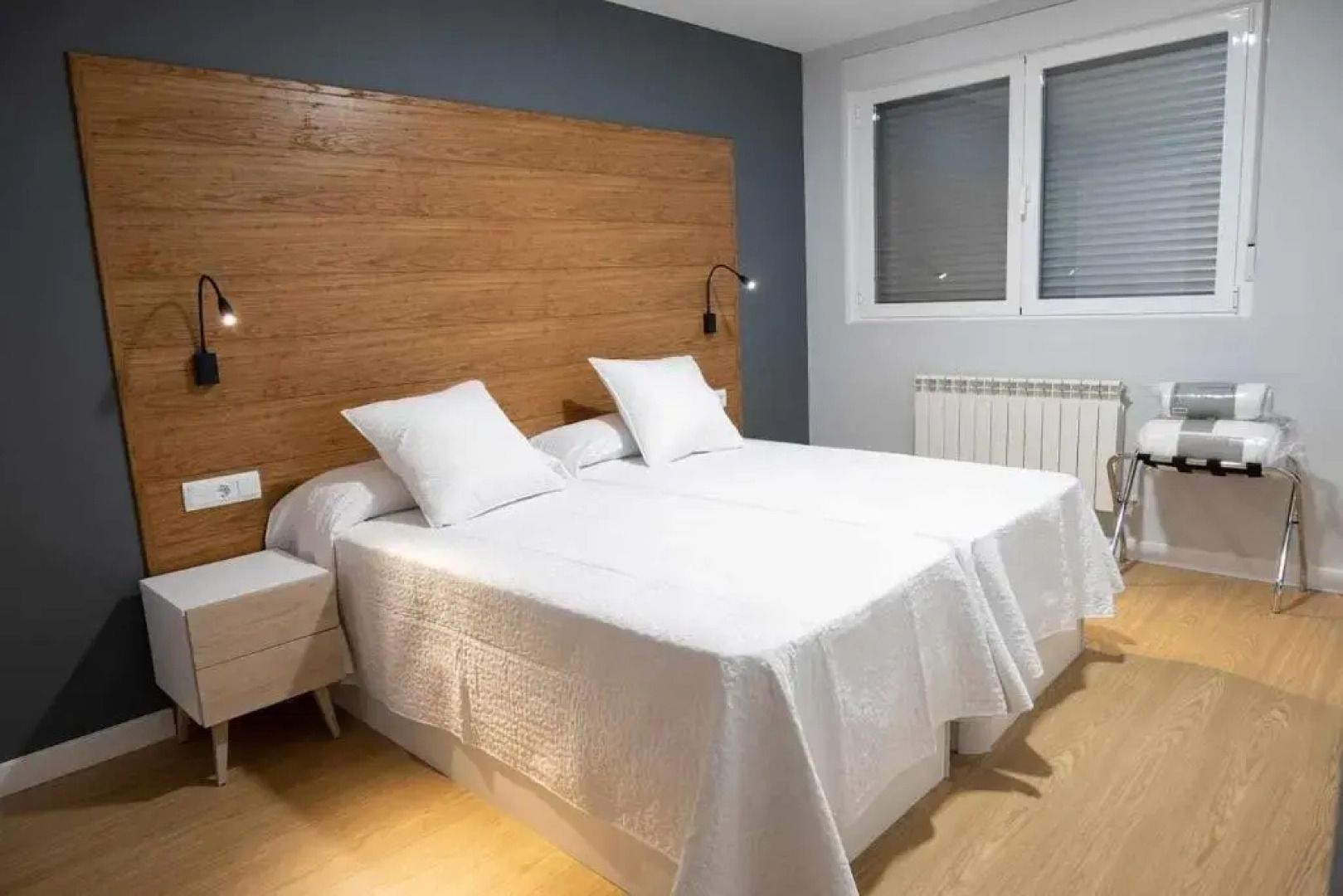 ALQUILAZ. Apartamentos Turísticos.