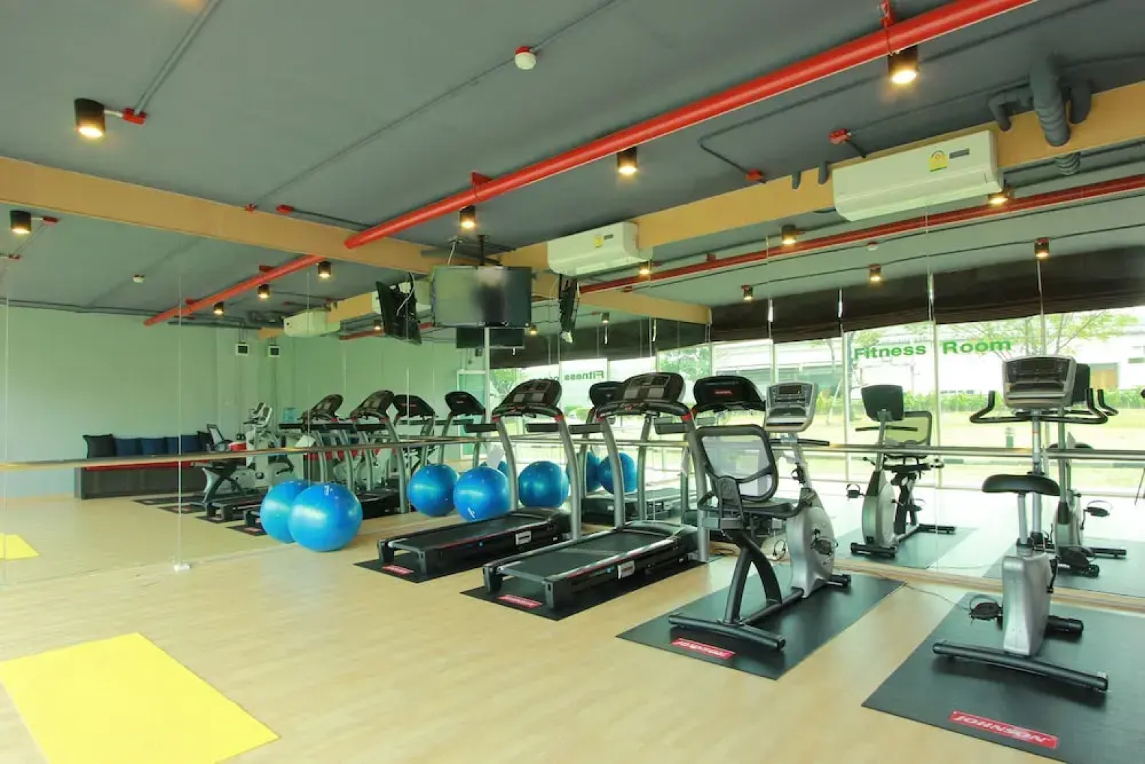 Big Tree Residence Suvarnabhumi