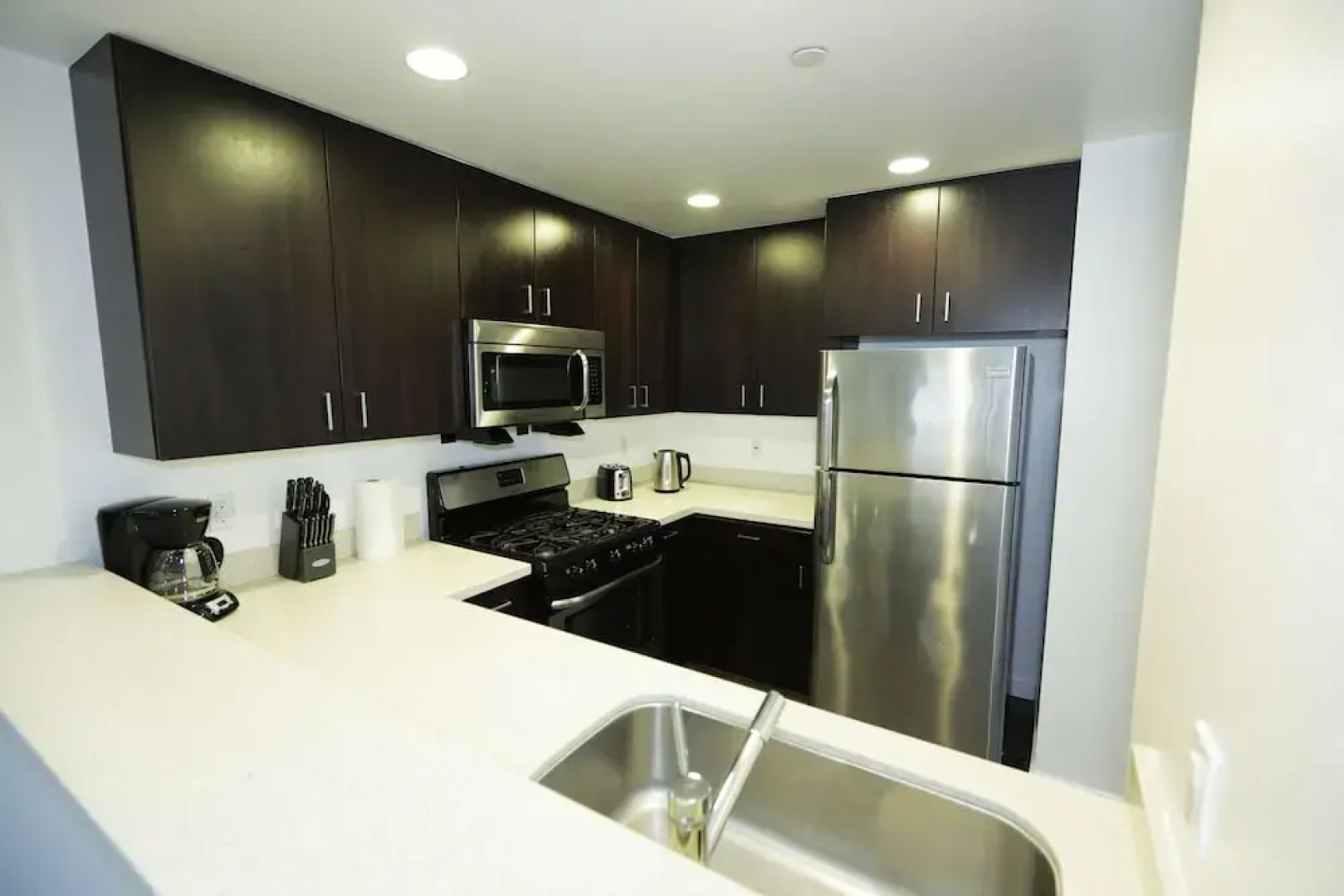 Hollywood Central Suites