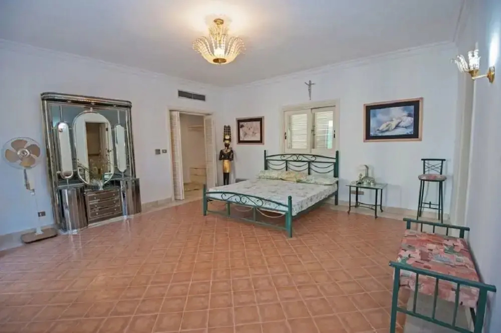 Chic 4-Bedroom White Villa for Rent in El Gouna Egypt