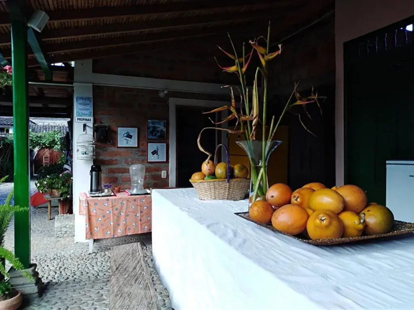 Hotel Kantarrana Urbana Jardin