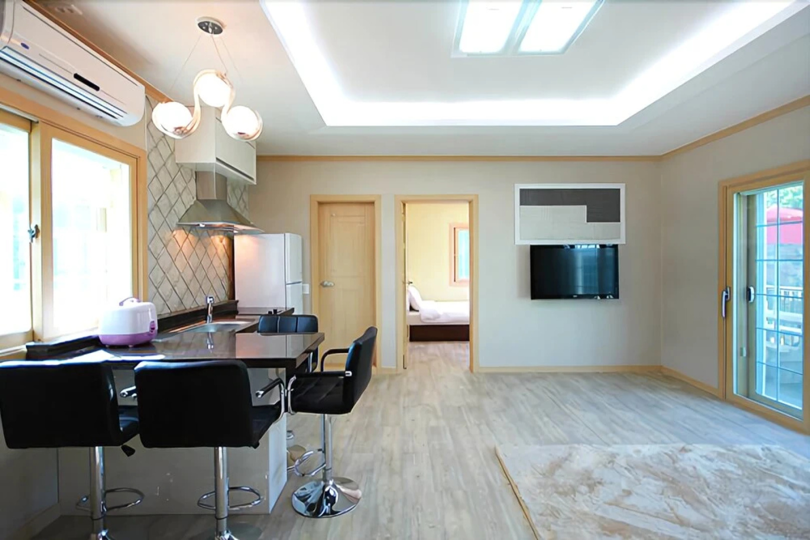 Tongyeong Songni Mt. Nature Pension