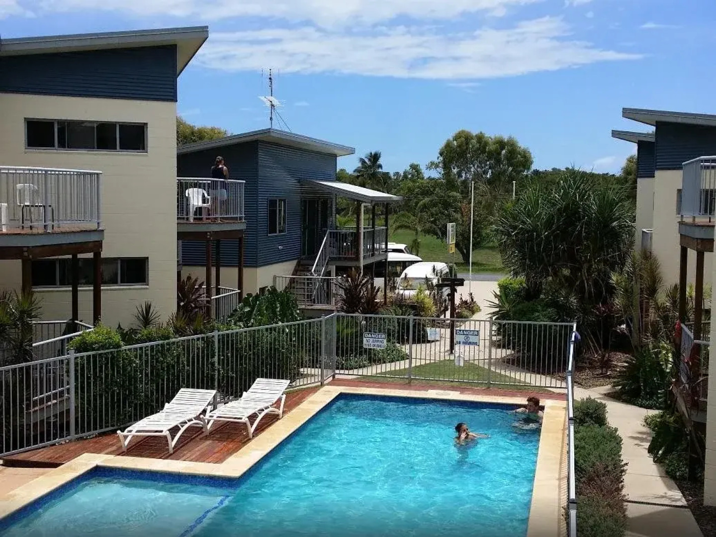 Emu Park Beach Resort