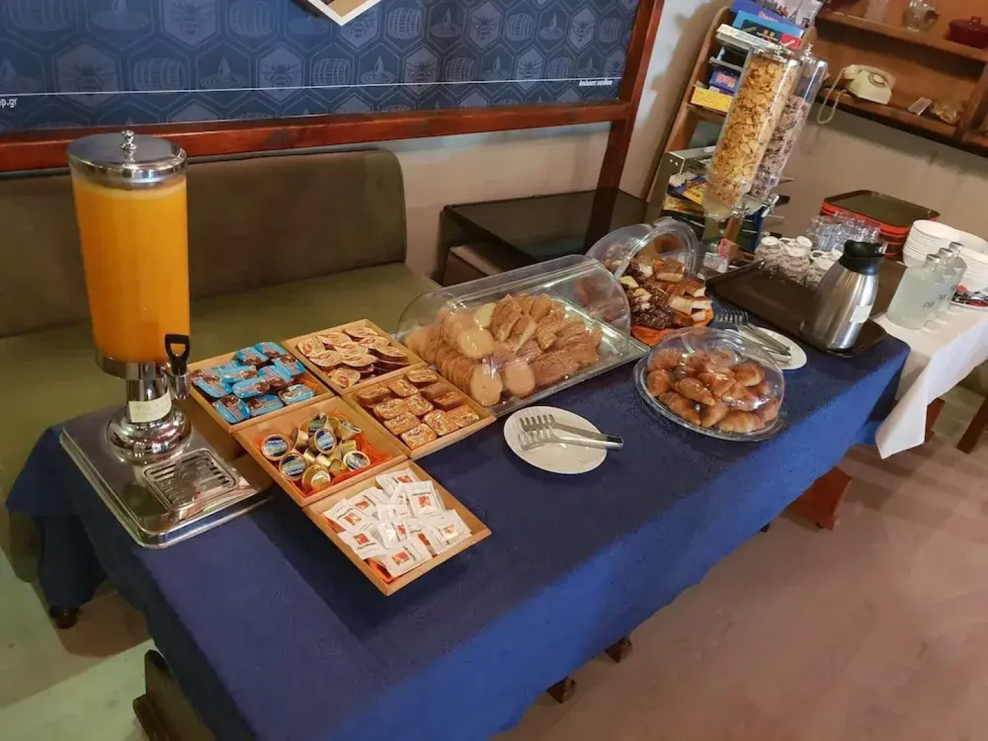 Epidavros Plaza Hotel - Music Bar