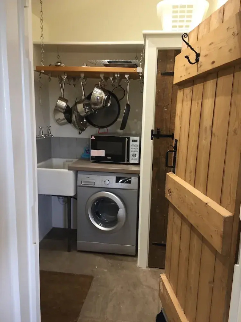 Impeccable Cottage Suitable for 2 Adults & 1 Child