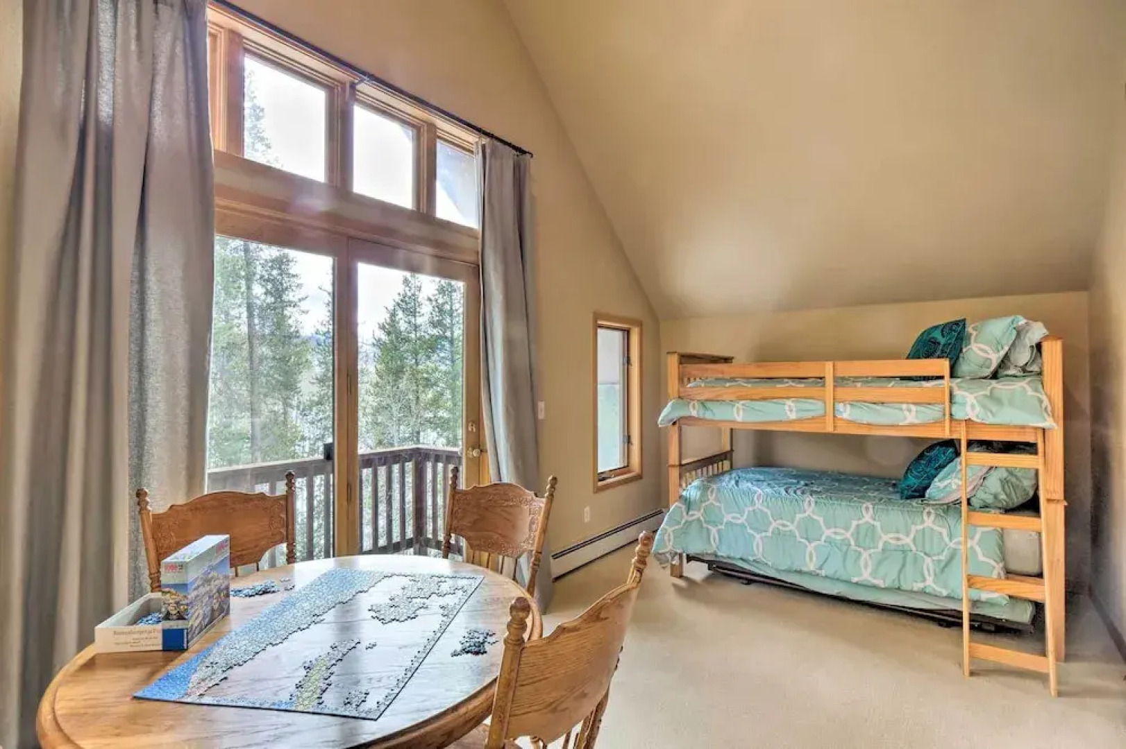 Grand Fraser Escape w/ Private Deck & Hot Tub