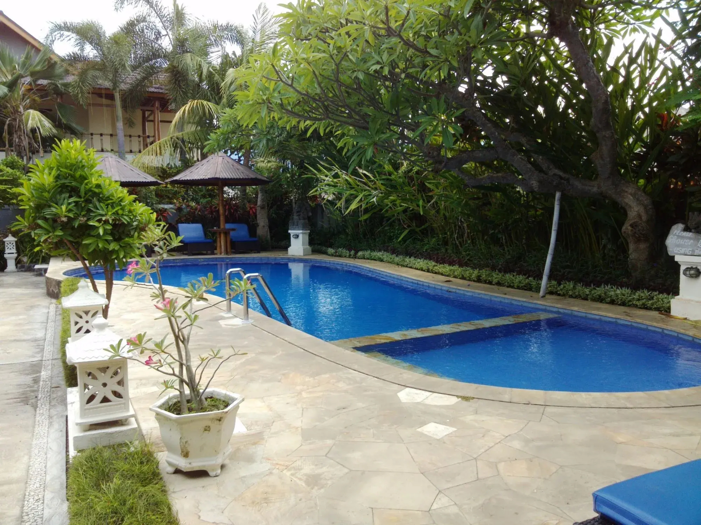 Starlight Restaurant & Bungalows