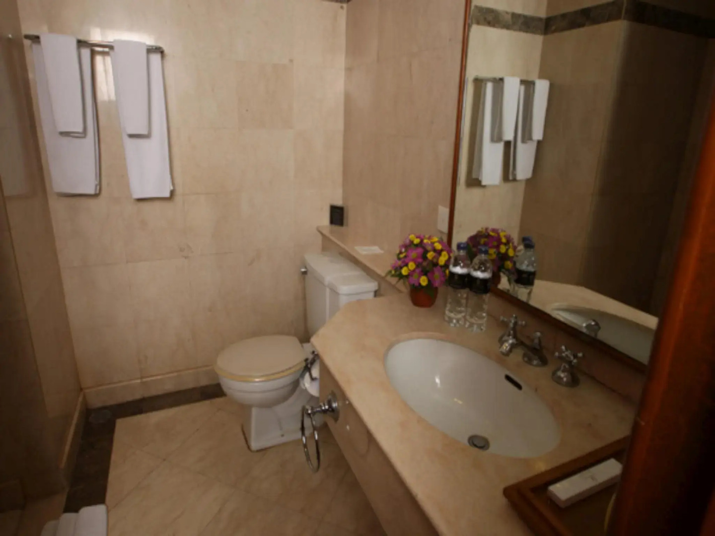 Makassar Golden Hotel