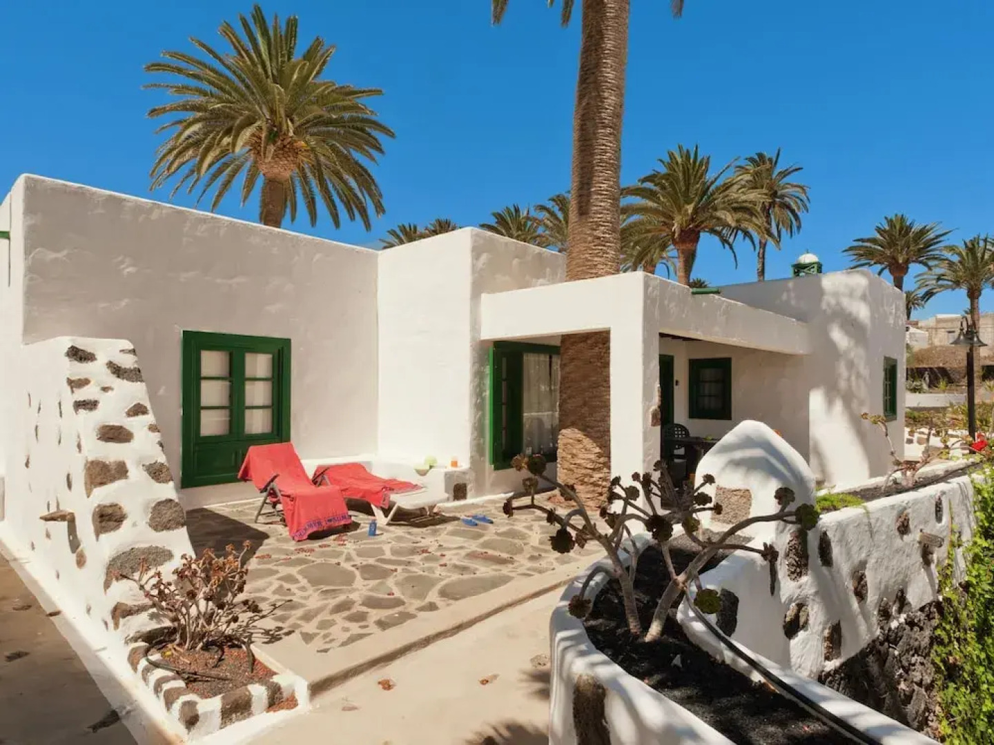 Comfortable Villa in Haría With Swimming Pool