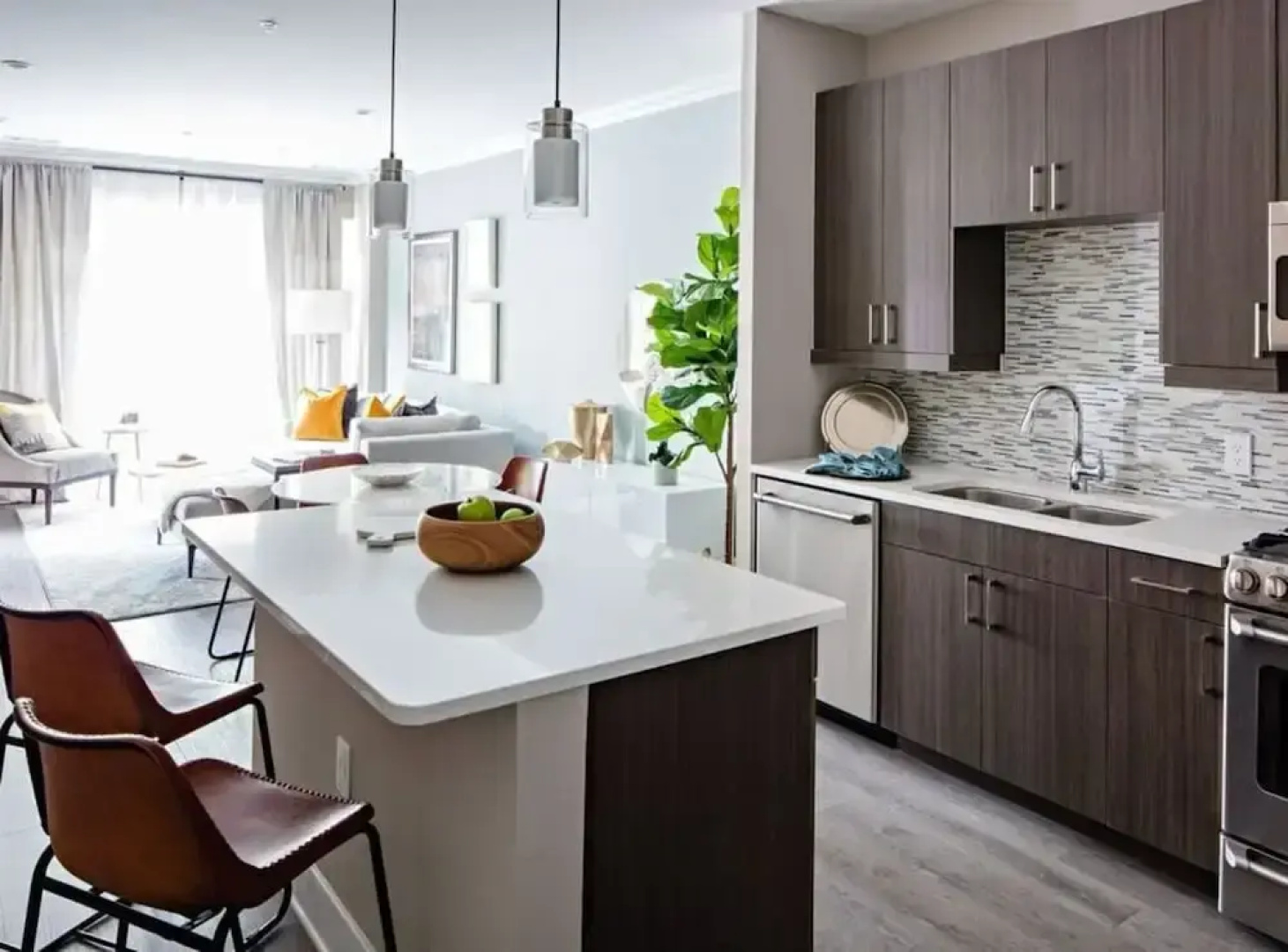 Kings Point Lux Suites
