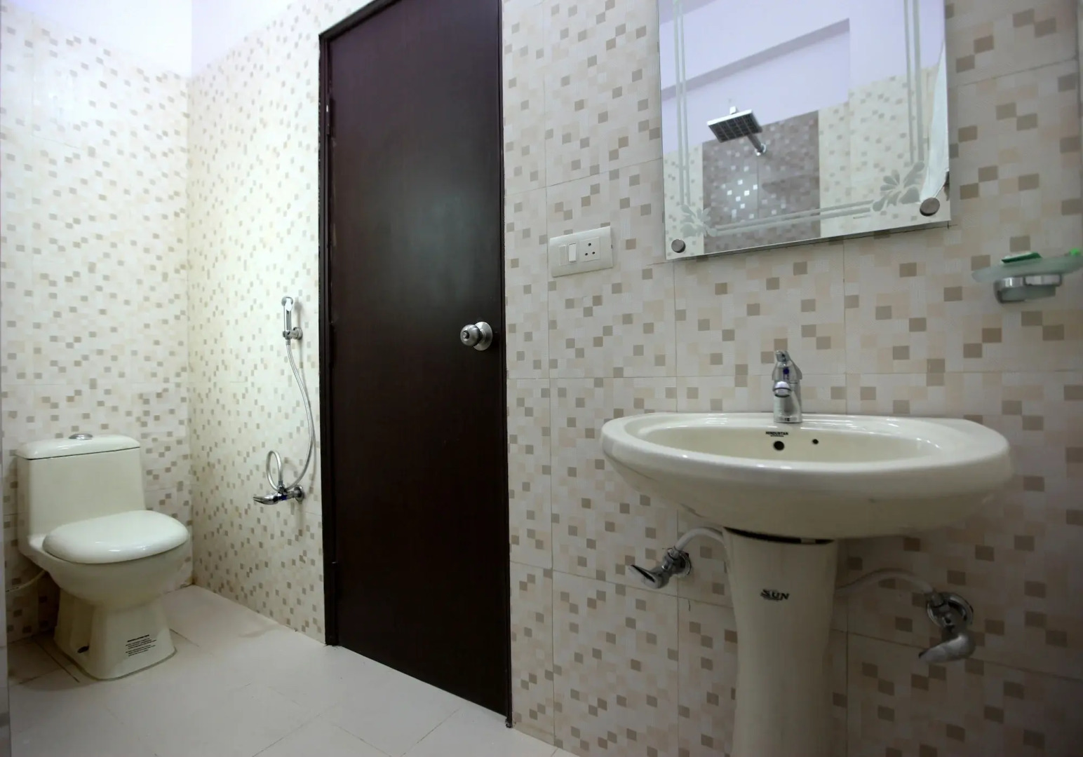 OYO 580 Hotel Airport City