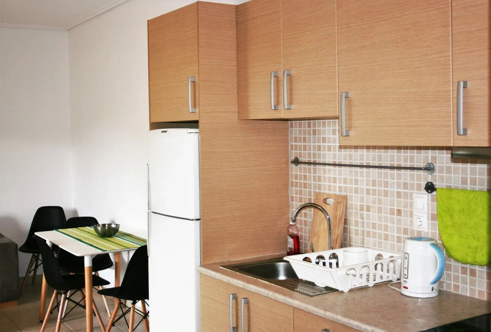 Lagoon View Apartments - Adults Only